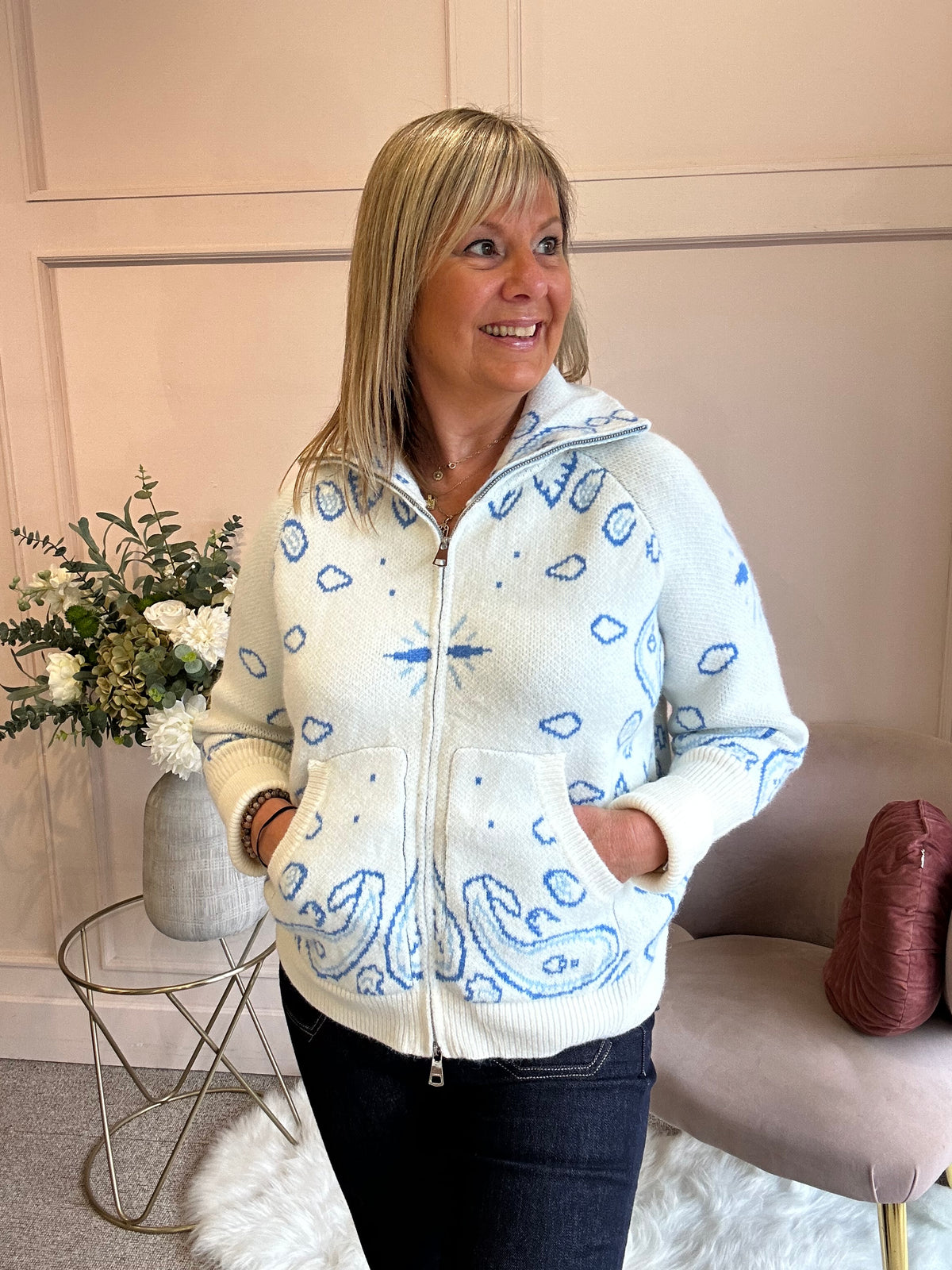 Soft Paisley Zip Jacket - Cream/Blue