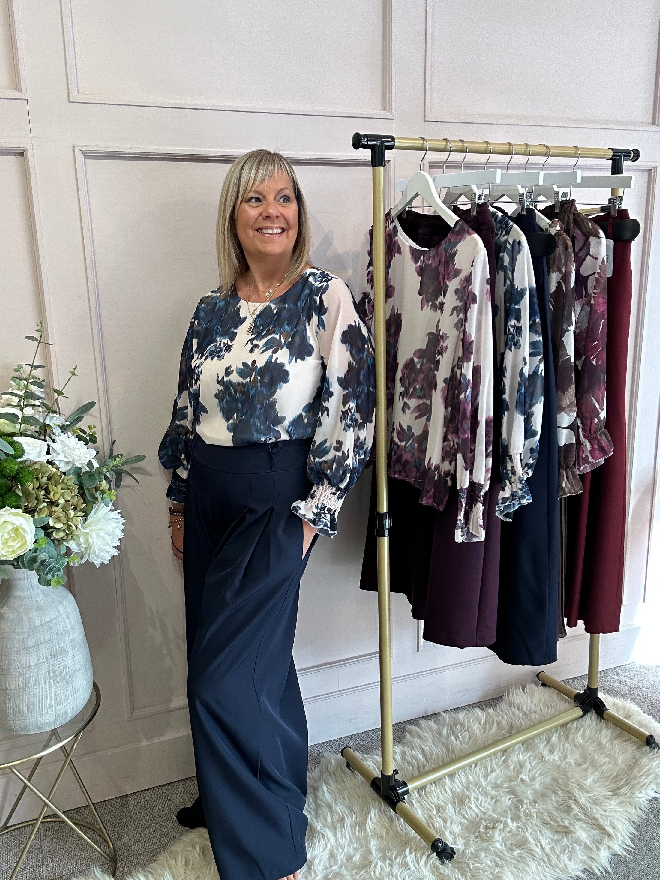 Wide Leg Pin tuck Front Trouser - Navy