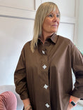 Load image into Gallery viewer, Jewel Button Shirt - Brown
