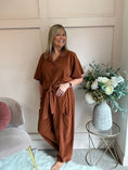 Load image into Gallery viewer, Barrel Cord  Pant - Terracotta
