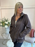 Load image into Gallery viewer, Reversible Mac Coat - Leopard/Brown
