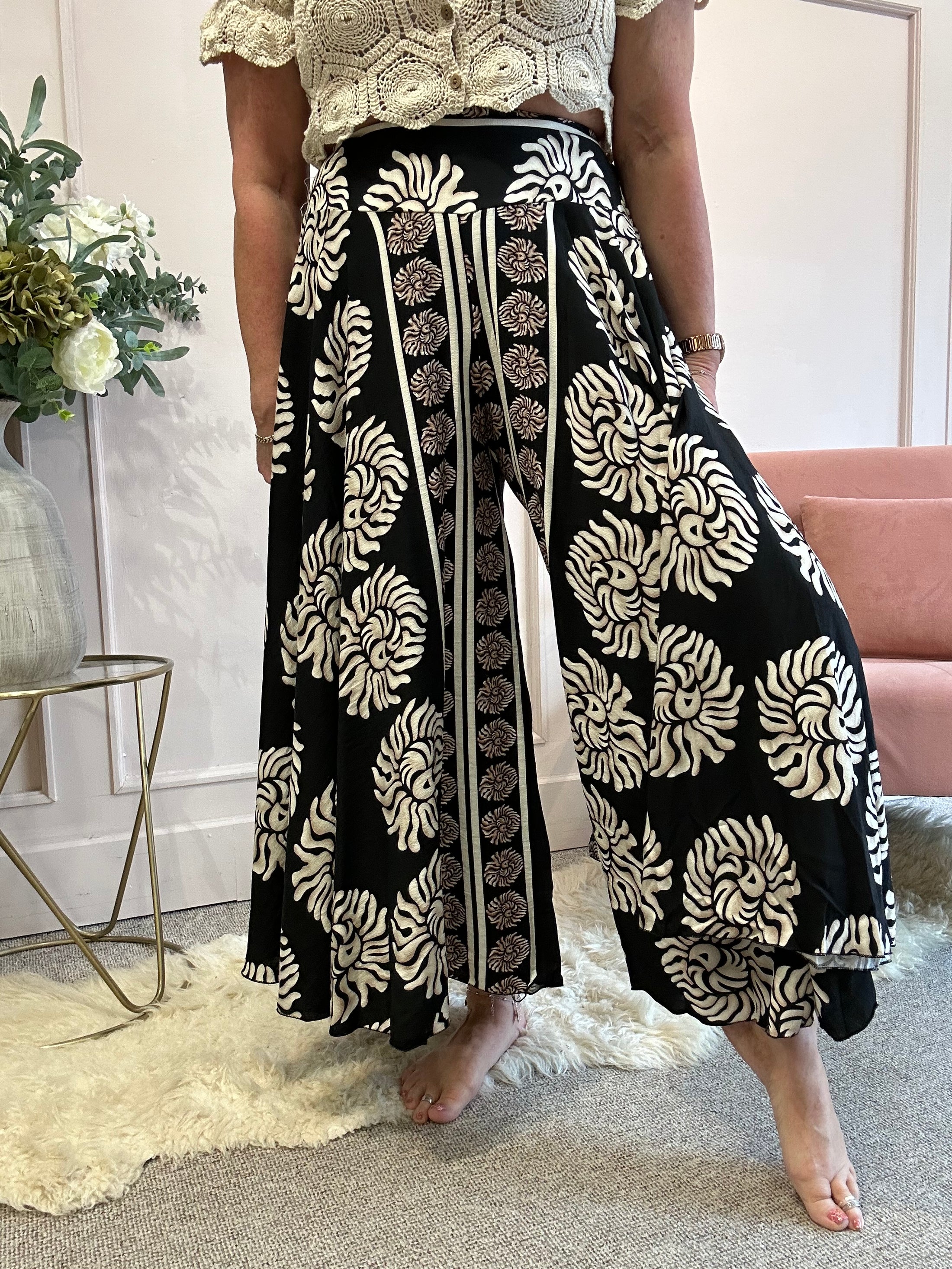 Wide Patterned Culottes Pant - Black/Cream - Wardrobe By Simone