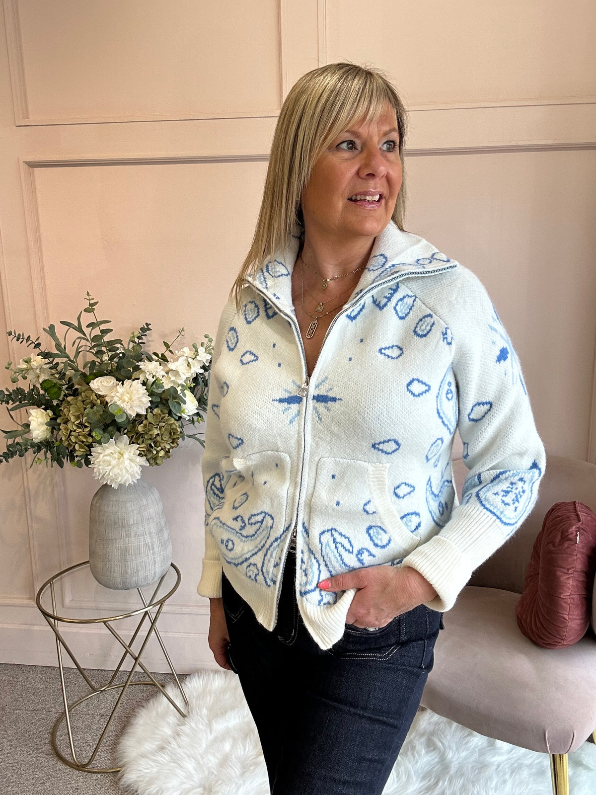Soft Paisley Zip Jacket - Cream/Blue