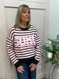 Load image into Gallery viewer, Soho New York Jumper - Brown/Pink
