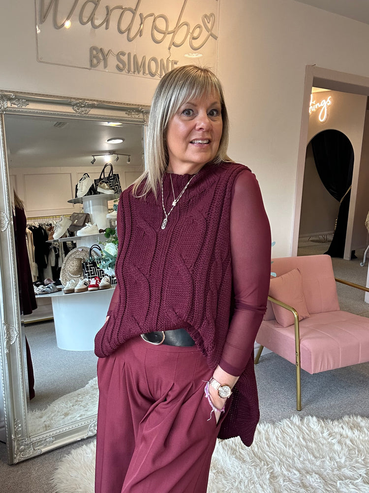 Cable Knit Sleeveless Jumper - Burgundy