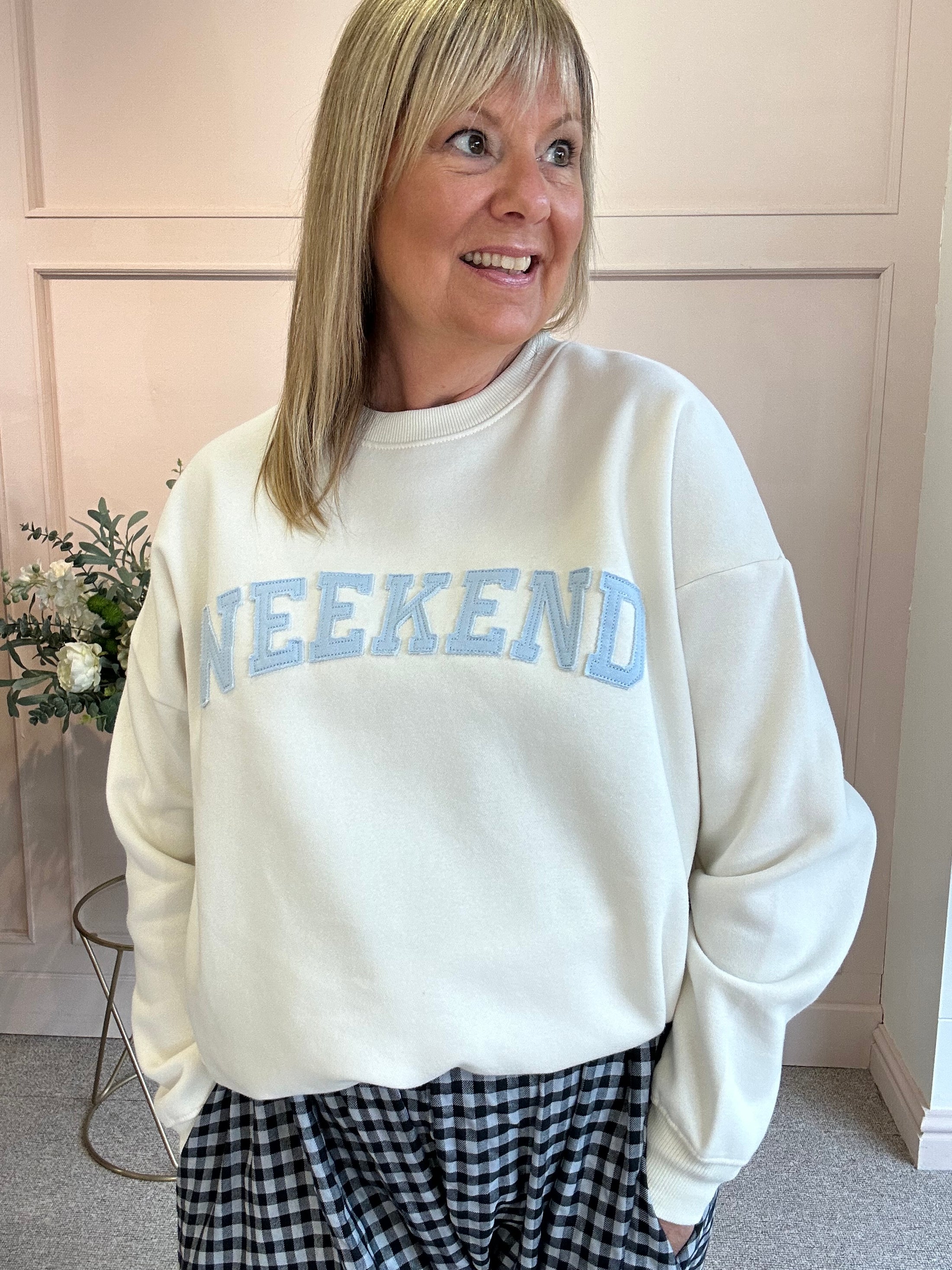 Weekend Sweatshirt  - Cream/Pale Blue