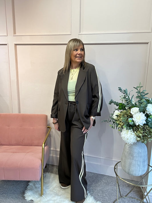 Blazer With Yellow Stripe &Trouser Set -Chocolate