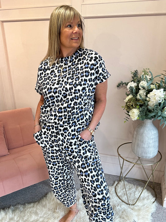 Cheetah Short Sleeved Top - Blue/Black - Wardrobe By Simone