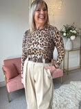 Load image into Gallery viewer, Fitted Sequin Top - Leopard
