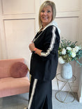Load image into Gallery viewer, Blazer With Hood - Black
