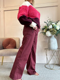 Load image into Gallery viewer, Jegging Wide Jeans - Burgundy
