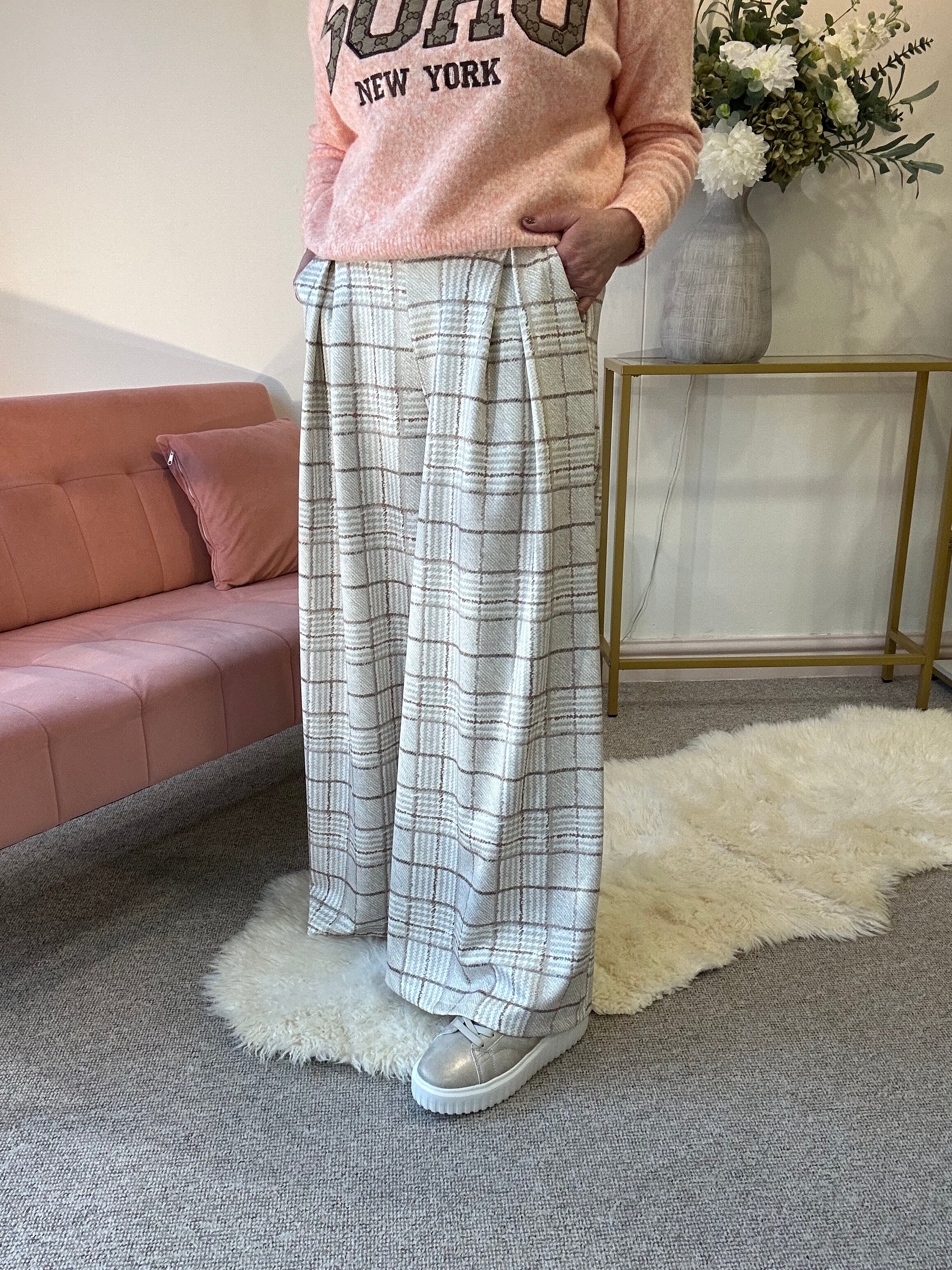 Checked Pleated Wide Pant - Cream/Beige - Wardrobe By Simone