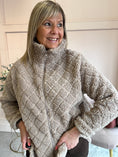 Load image into Gallery viewer, Cosy Zip Fleece - Taupe
