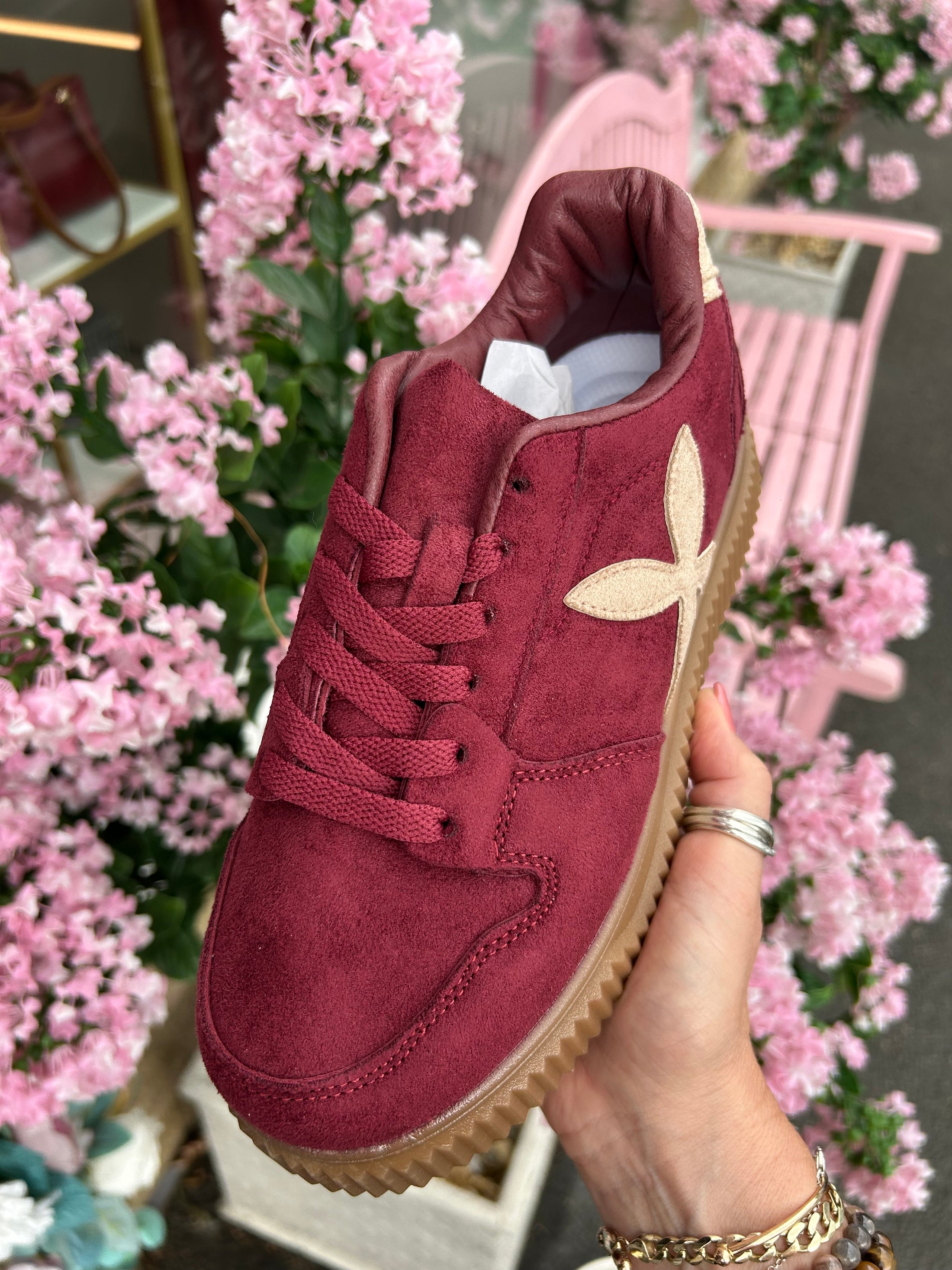 Two Tone Trainer - Wine/Cream
