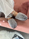 Load image into Gallery viewer, Cosy Fluff Slipper/Mule - Chocolate/Fleck - Wardrobe By Simone
