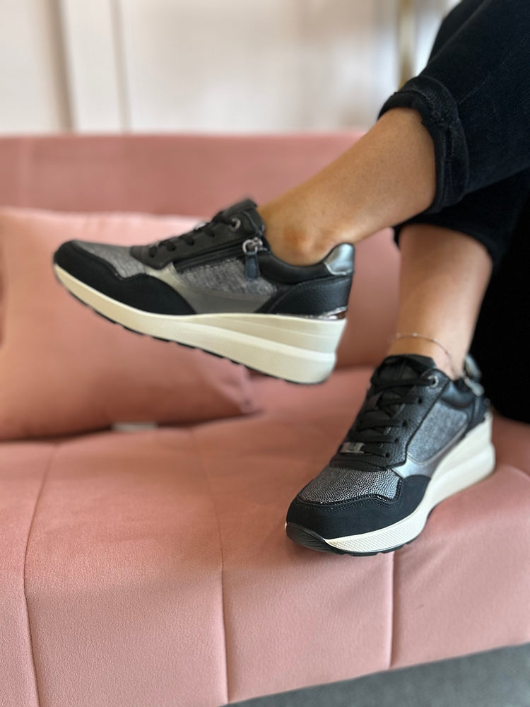 Dallas Trainer - Black