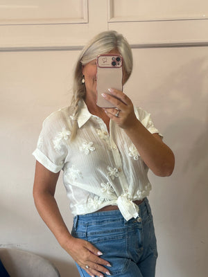 Daisy Applique Design Shirt - Buttermilk Cream
