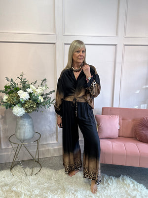 Silky Feel Shirt - Black/Leopard - Wardrobe By Simone