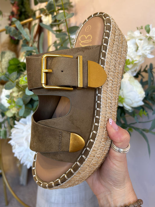 Ivy Buckle & Weave Slider Sandal - Taupe - Wardrobe By Simone
