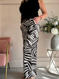 Load image into Gallery viewer, Belted Zebra Wide Pant - Black/Cream
