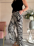 Load image into Gallery viewer, Belted Zebra Wide Pant - Black/Cream
