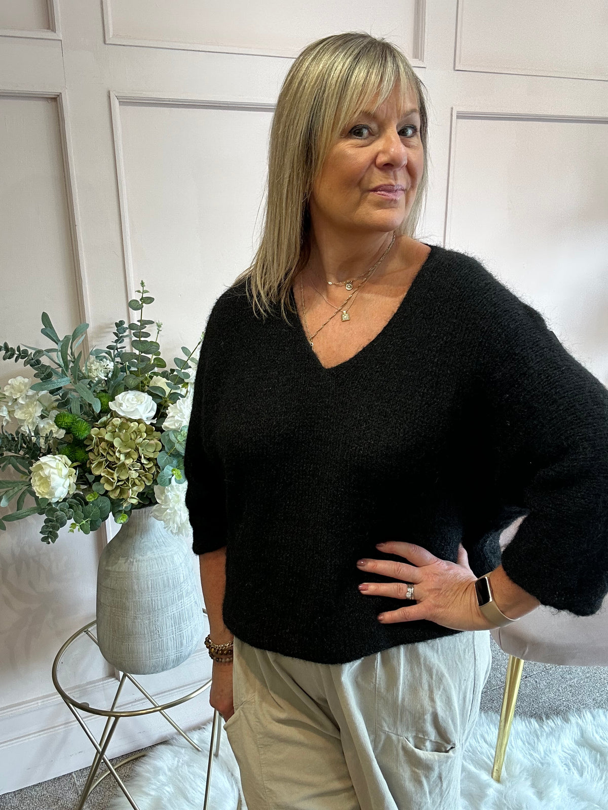 V Neck Knit Jumper - Black