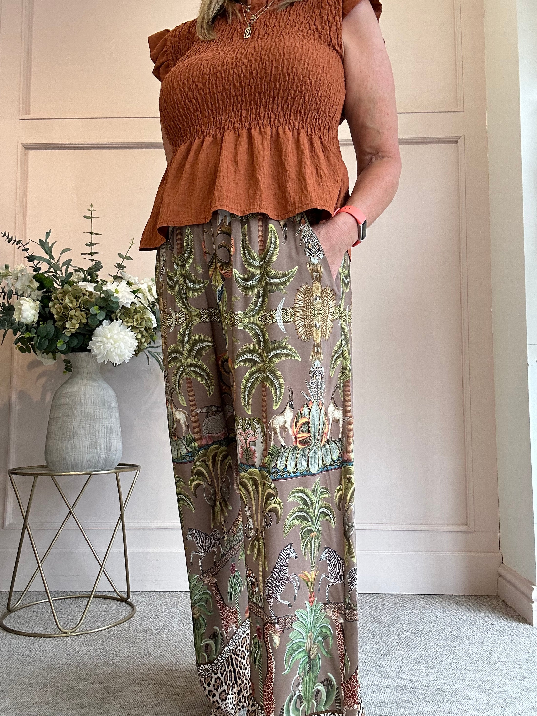 In The Jungle Wide Leg Trouser - Mocca