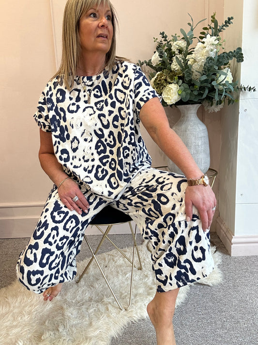Leopard Short Sleeved Top - Navy/Cream - Wardrobe By Simone