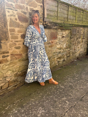 Flower Leaf Mix Maxi Dress - Blue/White