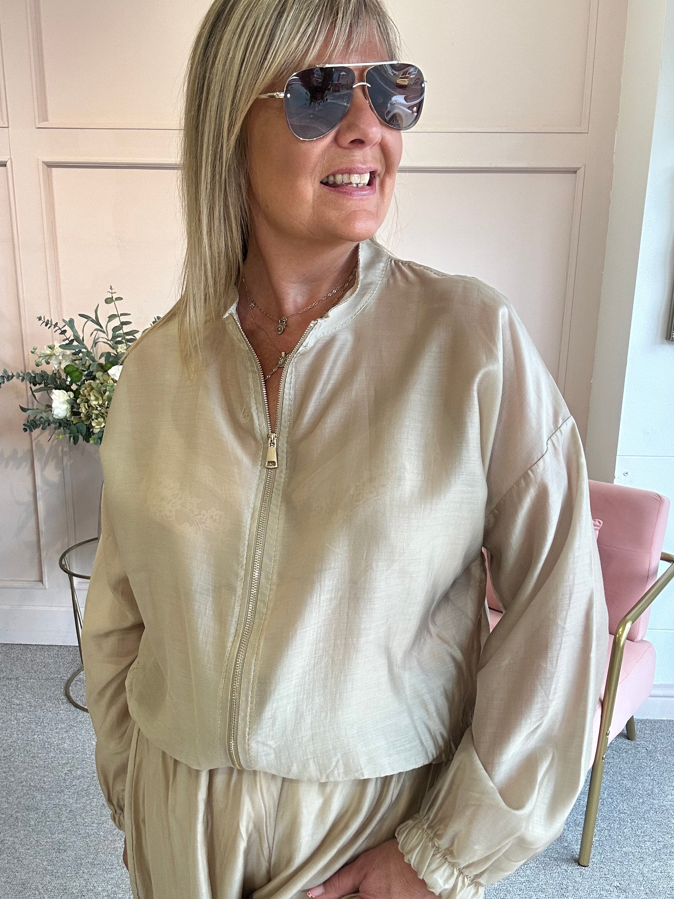 Lightweight Zip Jacket - Champagne