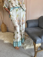 Lilly Bloom Wide Leg Pant - Cream/Grey