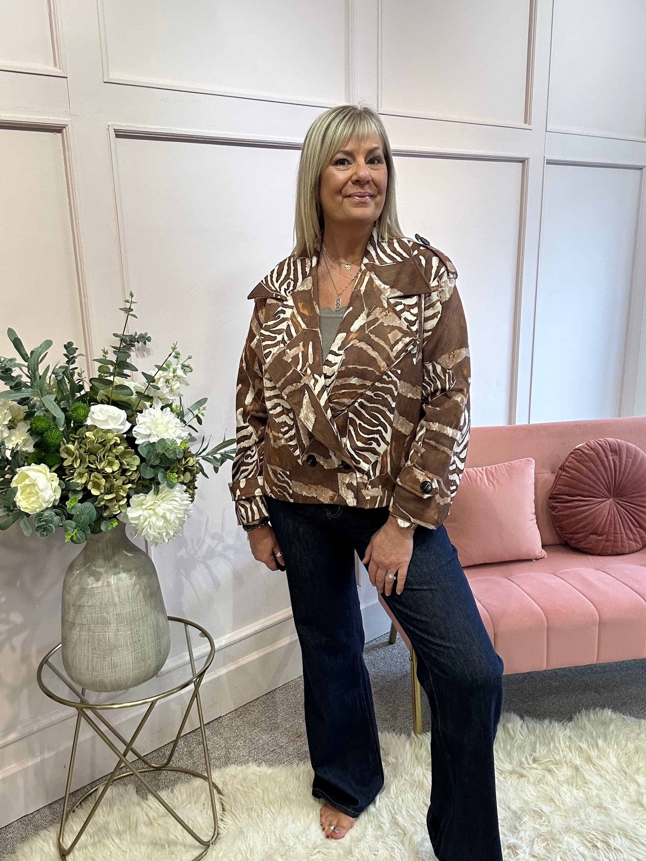 Leafy Boxed Jacket - Light Brown/Cream