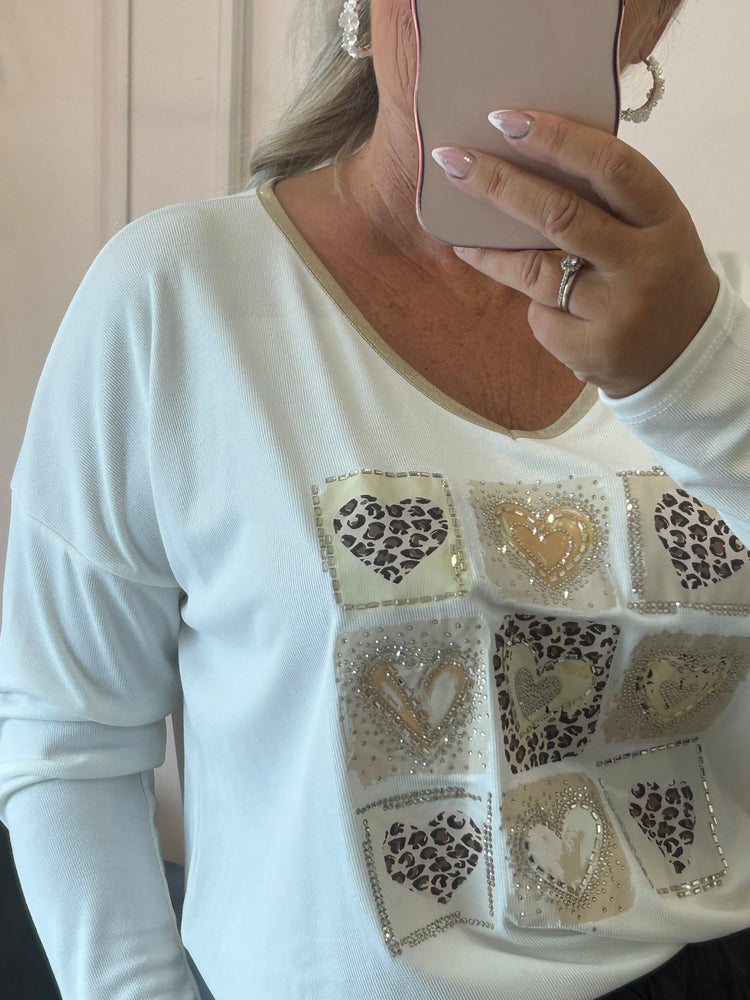 Soft knit v-neck leopard hearts top - White - Wardrobe By Simone
