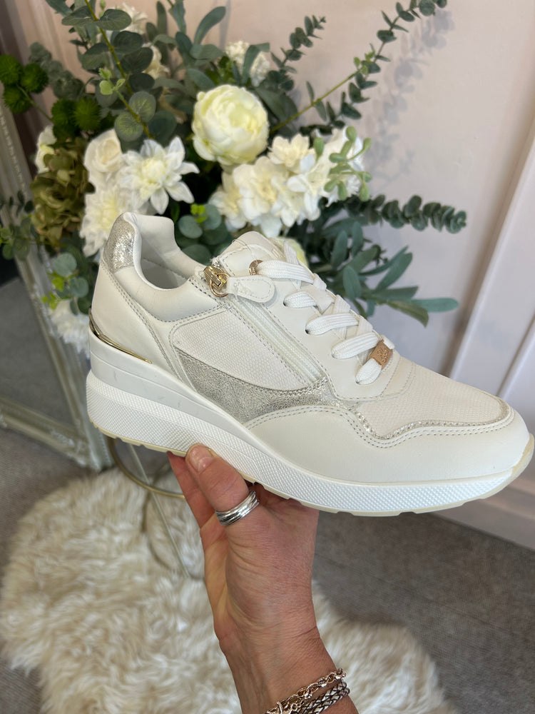 Dallas Trainer - White