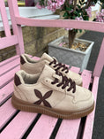 Load image into Gallery viewer, Two Tone Trainer - Beige/Brown
