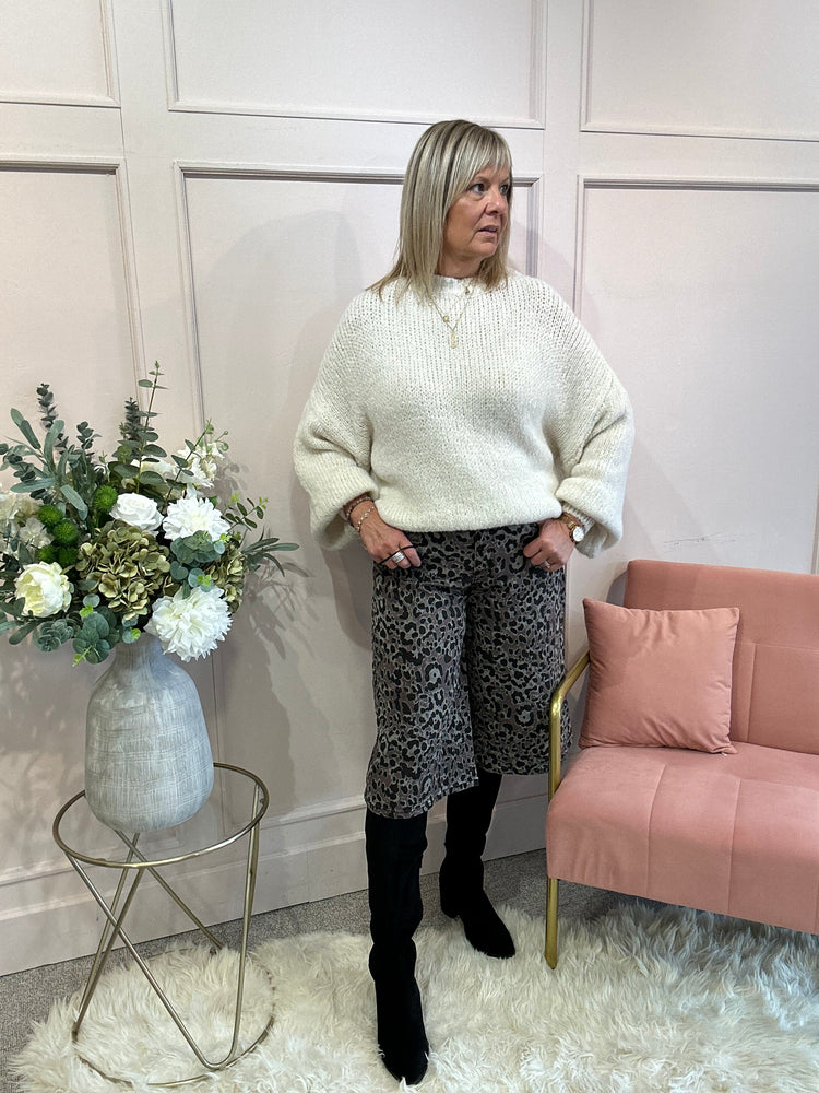 Chunky Knitted Jumper - Cream