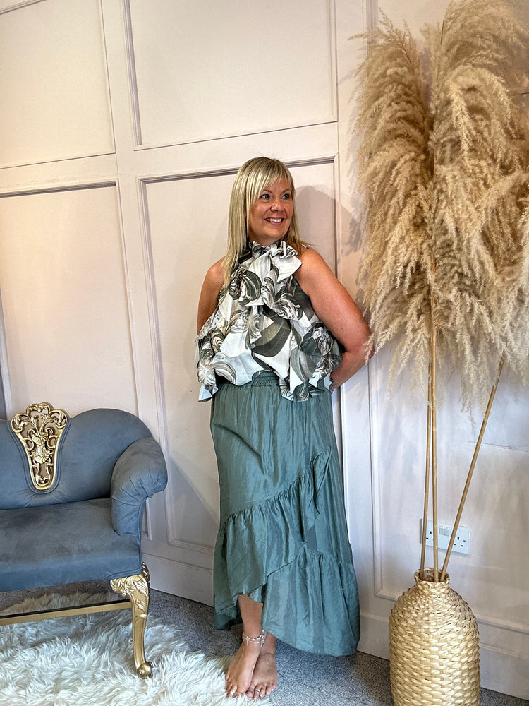 Ruffle sleeveless blouse - Green/cream - Wardrobe By Simone