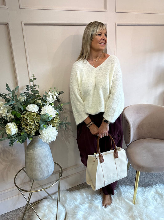 V Neck Knit Jumper - Cream - Wardrobe By Simone