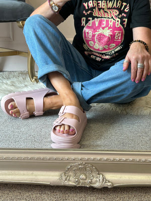Sophia Buckle Sliders - Pink