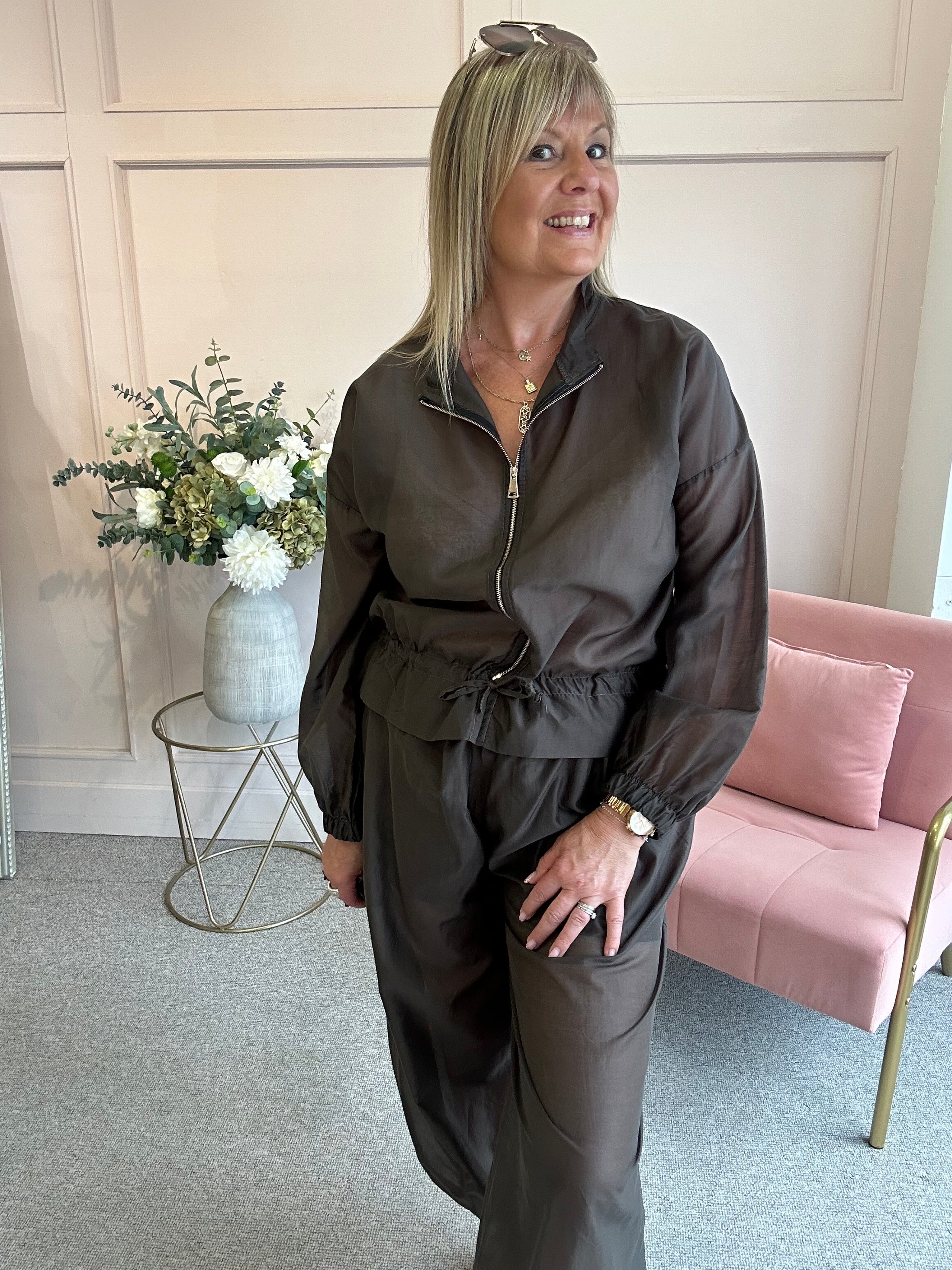 Lightweight Zip Jacket - Brown