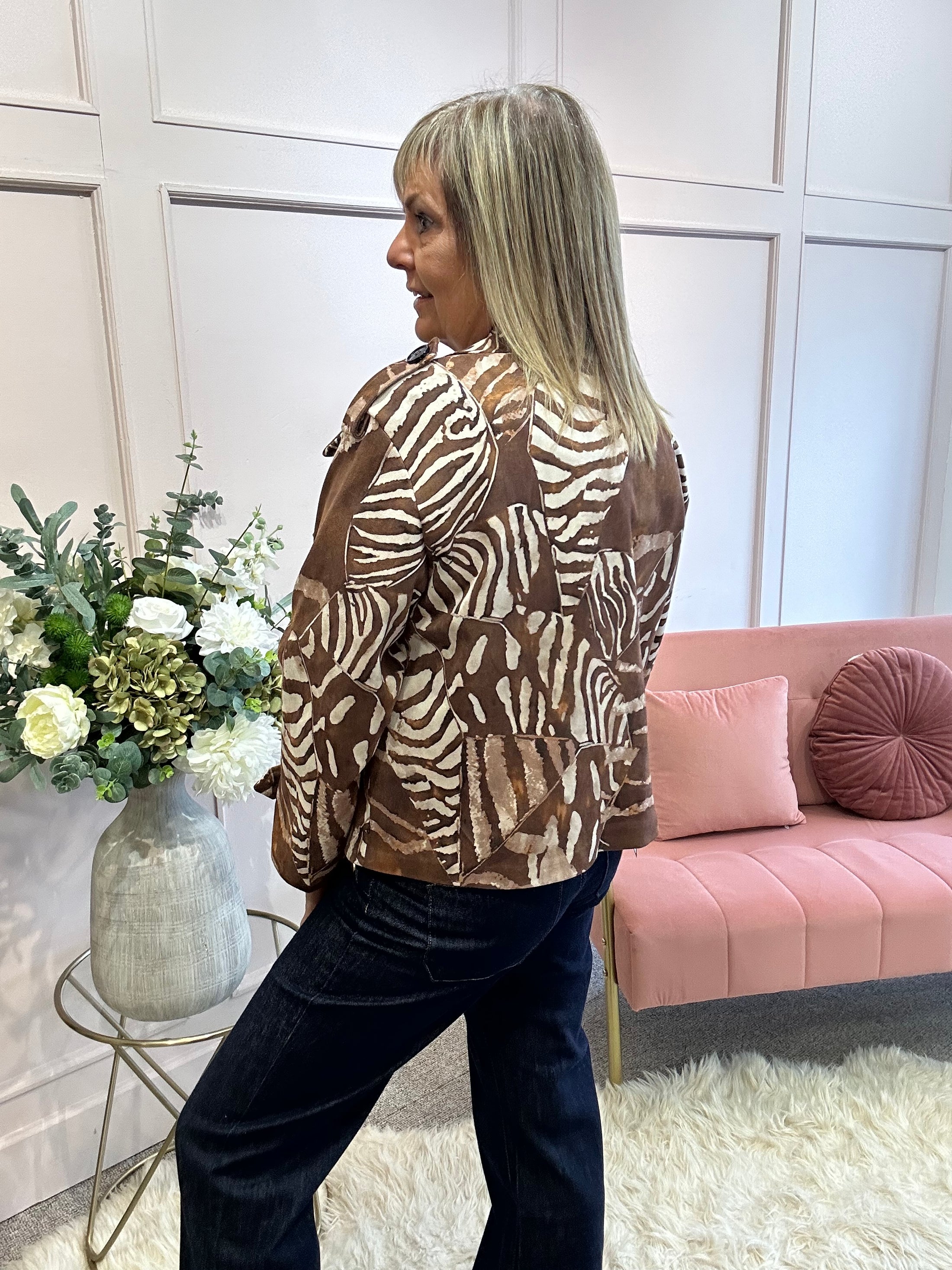 Leafy Boxed Jacket - Light Brown/Cream