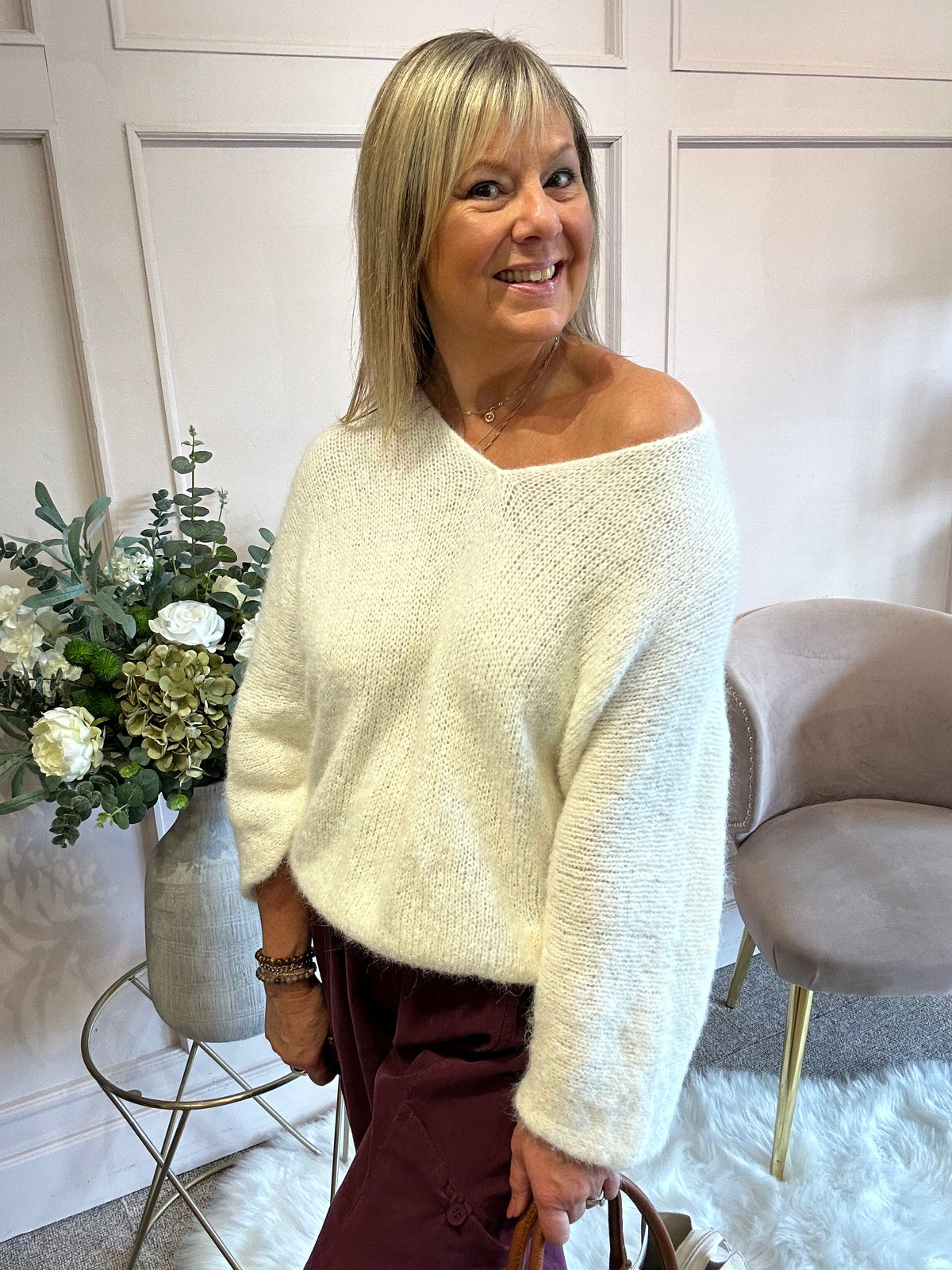 V Neck Knit Jumper - Cream