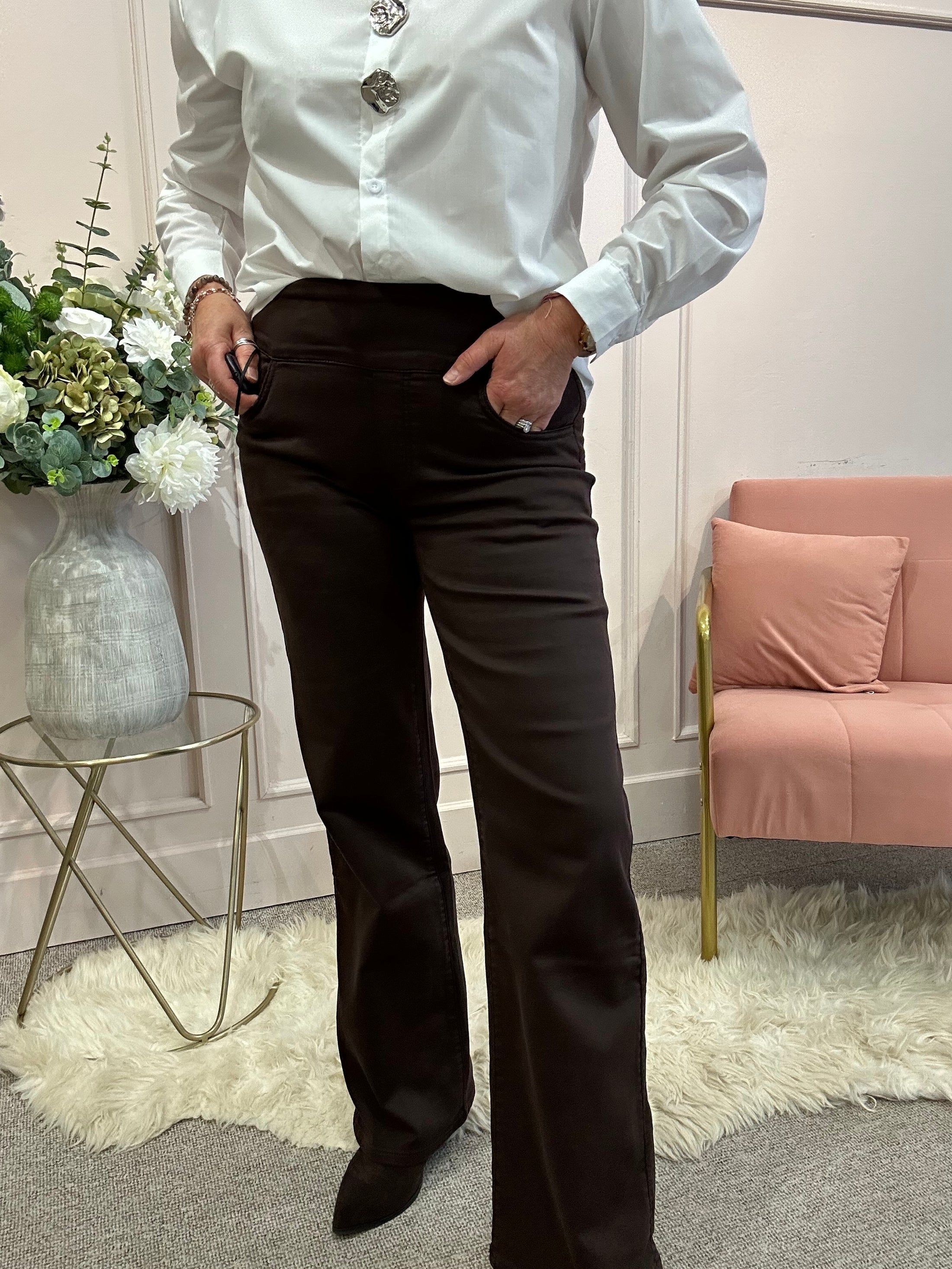 Wide Leg Jegging Style Jeans- Brown