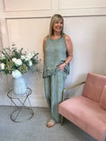 Load image into Gallery viewer, Sleeveless Top - Light Khaki
