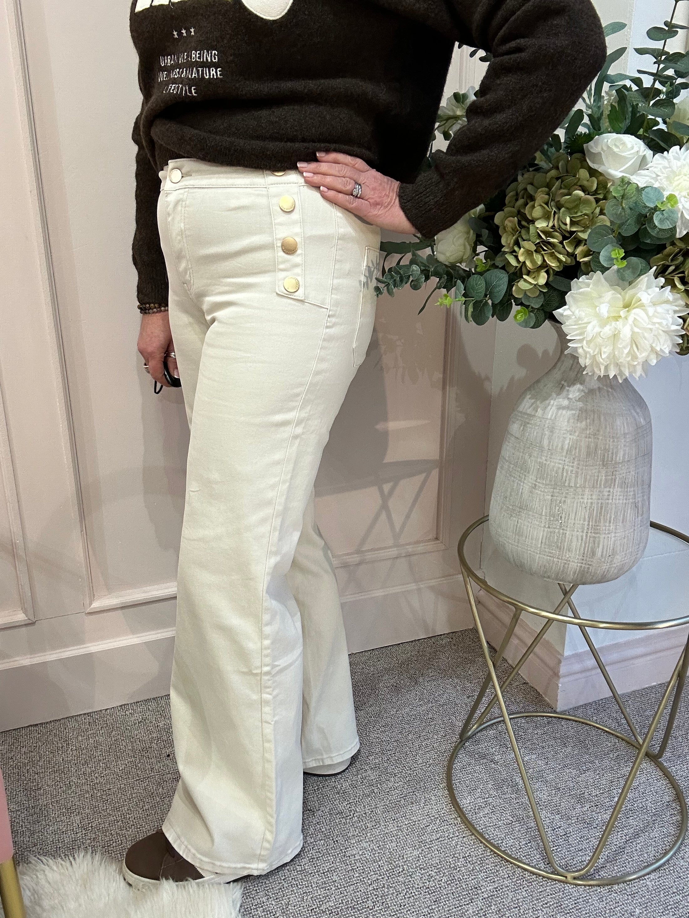 Wide Leg gold Button Jeans - Beige