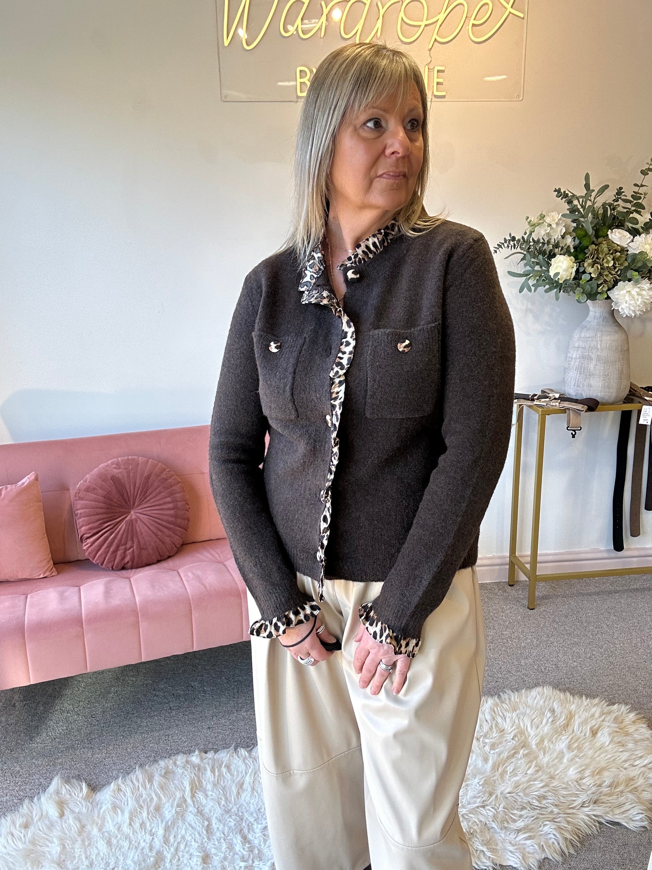 Frill Edge Leopard Buttoned Cardigan -  Brown