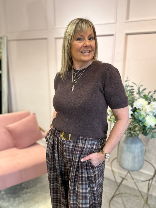 Cute Cosy Jumper - Brown