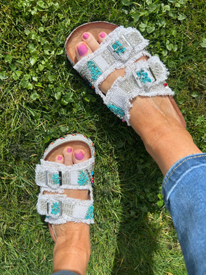 Bead Weave Band Mule - White