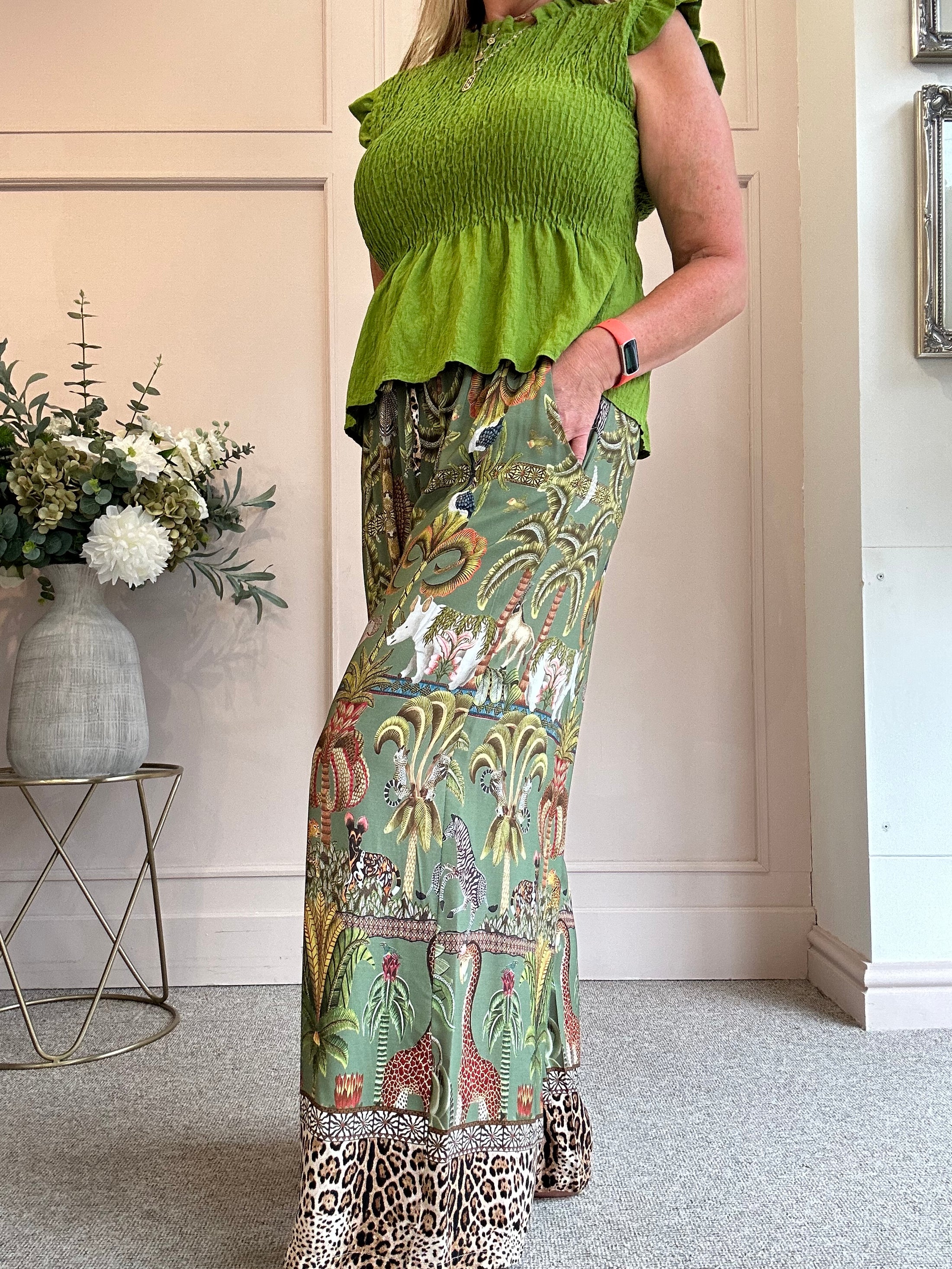 In The Jungle Wide Leg Trouser - Khaki