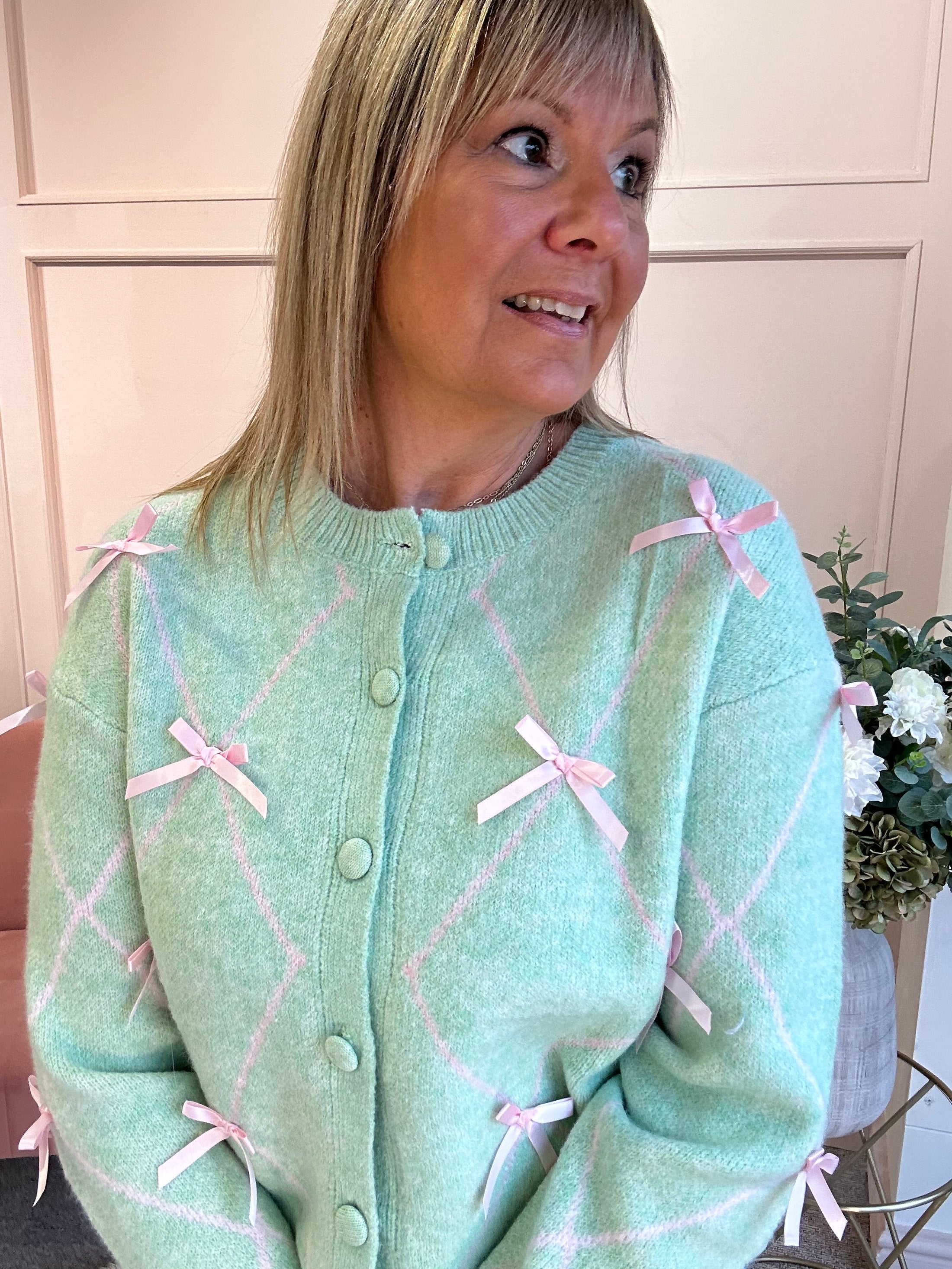 Cute Cardigan - Green